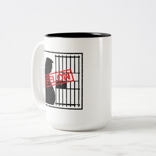 Felon Trump für das Gefängnis Anti Trump Pro Justi Zweifarbige Tasse (Vorderseite Links)