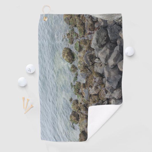 Felsen am Meer Golfhandtuch (Insitu)