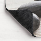 Felsen auf Sand Mousepad (Ecke)