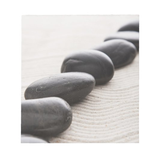 Felsen auf Sand Notizblock (Vorderseite)