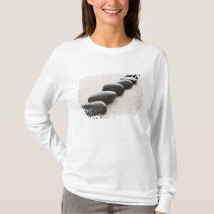 Felsen auf Sand T-Shirt