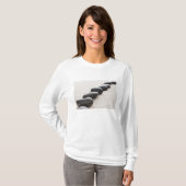 Felsen auf Sand T-Shirt (Vorne ganz)