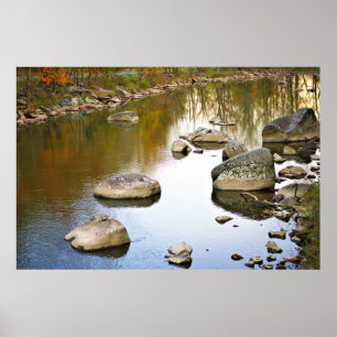 Felsen entlang des Flusses Poster