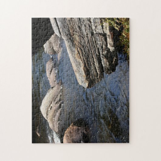 Felsen in Stream Nature Puzzle (Vertikal)