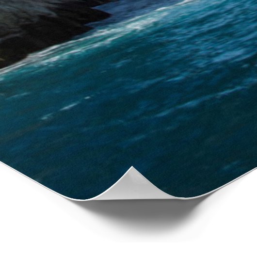 Felsen über Wasser Poster (Ecke)