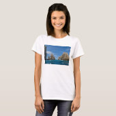 Felsen über Wasser T-Shirt (Vorne ganz)