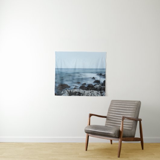 Felsenküste mit wenig Wasser Wandteppich (Beispiel (Horizontal))