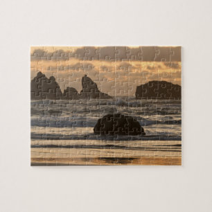 Felsformationen am Strand in Bandon, Oregon Puzzle