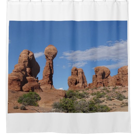 Felsformationen in Bögen Duschvorhang (Vorderseite)