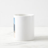 Felsige Gipfel der französischen Alpen Kaffeetasse (Mittel)