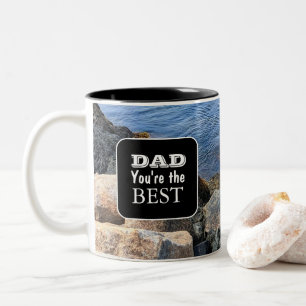 Felsige Küsten-Meer-Foto-Vaterschaftstags-Bibelver Zweifarbige Tasse