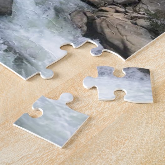 Felsiger Gebirgsstrom Puzzle (Seite)