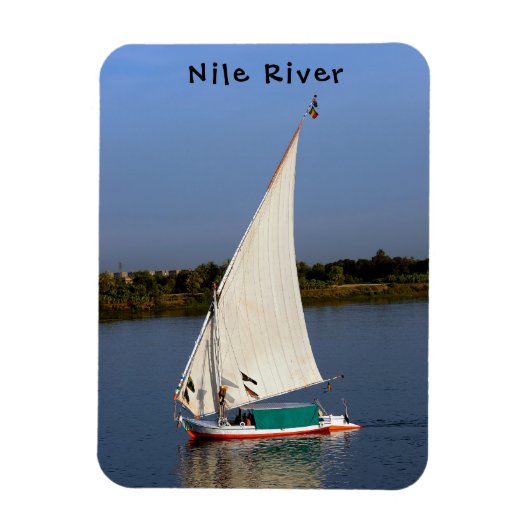 Felucca sailing along the Nile - Aswan, Egypt Magnet (Vertikal)