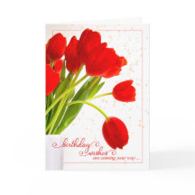 Feminine Birthday wünscht Red Tulips in einer Vase