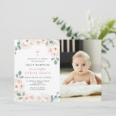 Feminine Bloral Taufe Foto Einladung (Stehend Vorderseite)