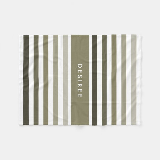 Feminine dicke Streifen mit Namen in Khaki Green Fleecedecke (Vorderseite (Horizontal))