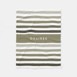 Feminine dicke Streifen mit Namen in Khaki Green Fleecedecke