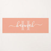 Feminine Large Monogram Script Yogamatte (Vorderseite (Horizontal))