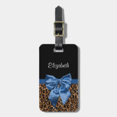Feminine Leopard Print Elegant Blue Bow und Name Gepäckanhänger (Vorderseite vertikal)