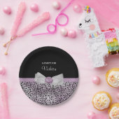 Feminine Lila Cheetah Print Girl Bow Party Name Pappteller (Party)
