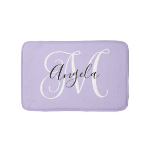Feminines Kalligrafie-Monogramm Blasslila Badematte