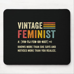 Feministin Definition weiß mehr als sie sagt Retro Mousepad