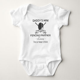 Fencer Baby Shower Daddy’s Mini Fencing Partner Strampler