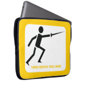 Fencer-Silhouette mit Schwert-Feing-Brauch Laptopschutzhülle (Vorne Rechts)