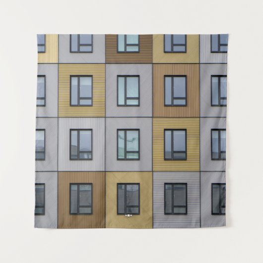 Fenster in Weiß und Beige, Gebäude Wandteppich (Vorderseite)