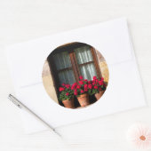 Fensterheber Blume im Dorf Runder Aufkleber (Umschlag)