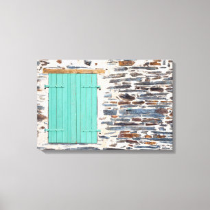 Fensterläden an einer rustikalen Steinwand Leinwan Leinwanddruck