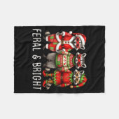 Feral And Bright Raccoon Santa Christmas Holiday T Fleecedecke (Vorderseite (Horizontal))