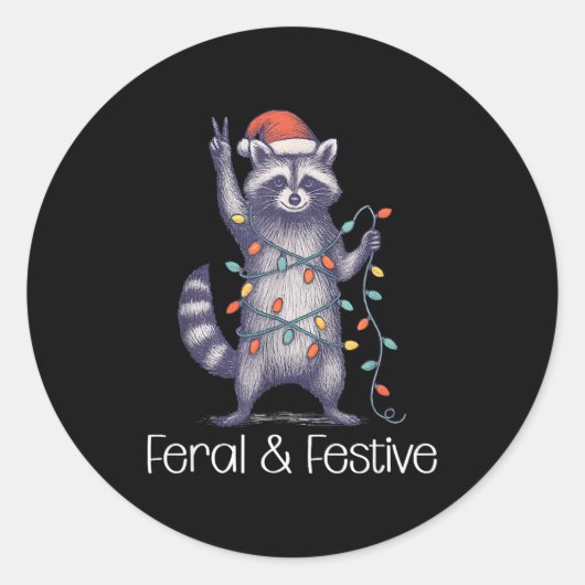 Feral And Festive Raccoon, Funny Christmas Runder Aufkleber (Vorderseite)