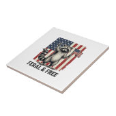 Feral and Free Patriotic Raccoon Vintage Shirt Des Fliese (Seite)