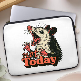 Feral Angry Possum noch nicht Typografie Laptopschutzhülle