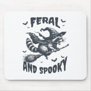 Feral und Spooky Raccoon Hexenhut Halloween Funny Mousepad