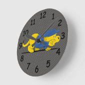 Ferald on the Prowl Runde Wanduhr (Winkel)