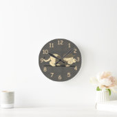 Ferald on the Prowl Runde Wanduhr (Zuhause)