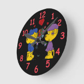 Ferald und Sahsha Ferret Runde Wanduhr (Winkel)