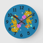 Ferald's Swim Runde Wanduhr (Vorderseite)