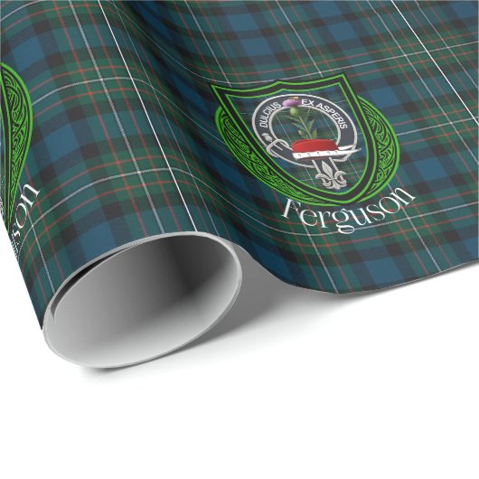 Ferguson Scottish Clan Tartan & Crest Geschenkpapier (Rolleneckpunkt)