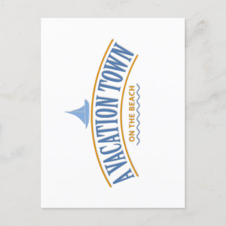 Ferienstadt am Strand Postkarte