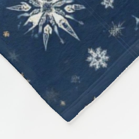 Ferientoilette, Bäume Hirsch und Schneeflocken Fleecedecke (Ecke)