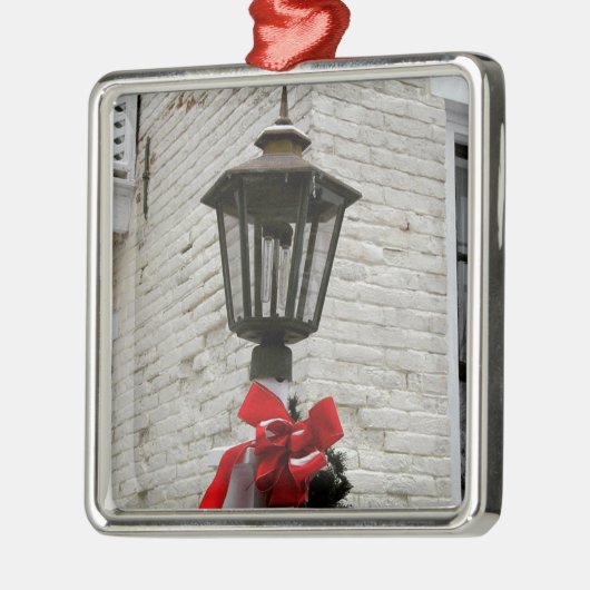 Ferienwohnungen Pella, Iowa Silbernes Ornament (Links)