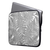 Fern in Schwarz und Weiß Laptopschutzhülle (Vorderseite Links)