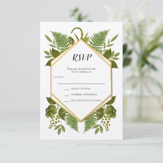 Ferns and Fauna Gold and Greenerity Wedding RSVP Einladung (Stehend Vorderseite)