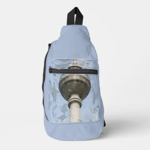 Fernsehturm Berlin, Deutschland Crossbody Bag