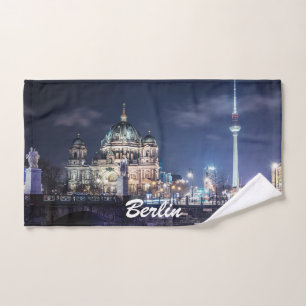 Fernsehturm und Berliner Dom in Berlin Handtuch