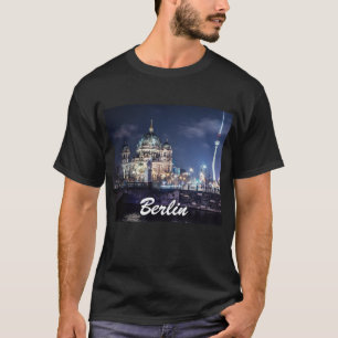 Fernsehturm und Berliner Dom in Berlin T-Shirt