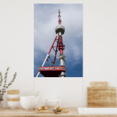 Fernsehturm von Tiflis Poster (Küche)